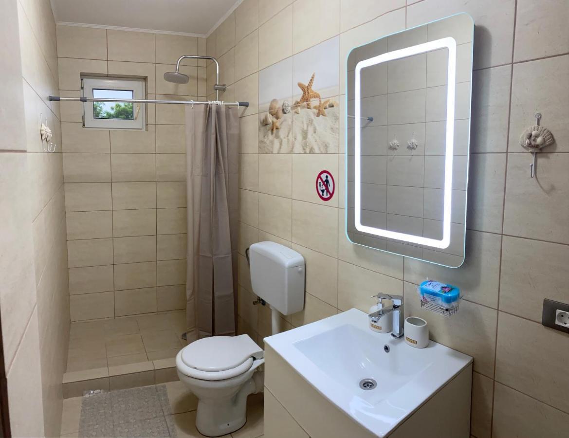 Raven Comstar Apartment คอร์บู ภายนอก รูปภาพ